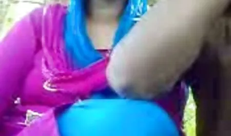 હોટ ટીન Cassie ભારતીય ગાંડ પુખ્ત અને આગ જાય છે કાળા