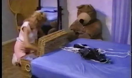 સ્નાન કરતો જોઈ ખુશ થવા જાડા પુખ્ત porn વાળો